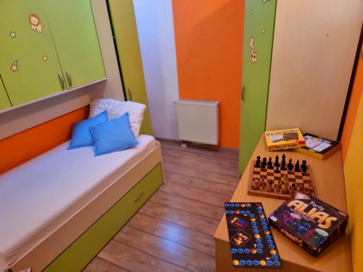 Guest House Klara Solin Esterno foto