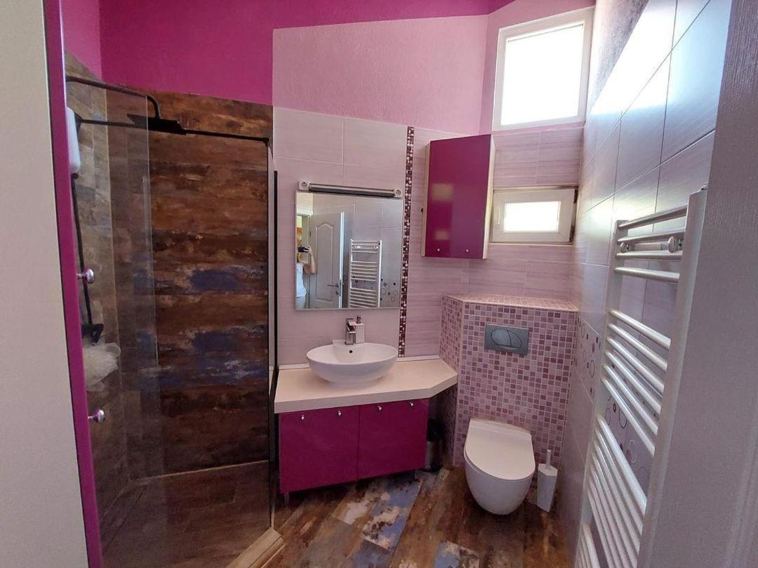 Guest House Klara Solin Esterno foto